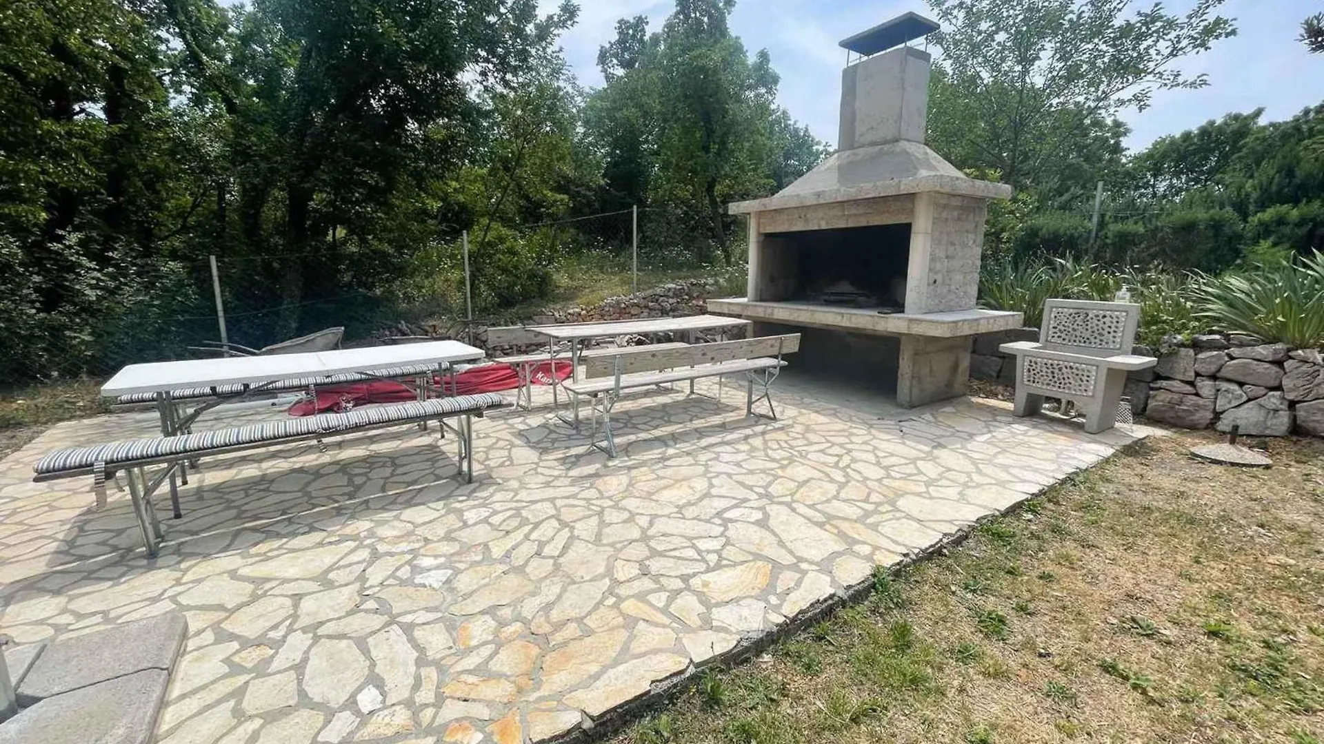 Apartment In Jadranovo 50540