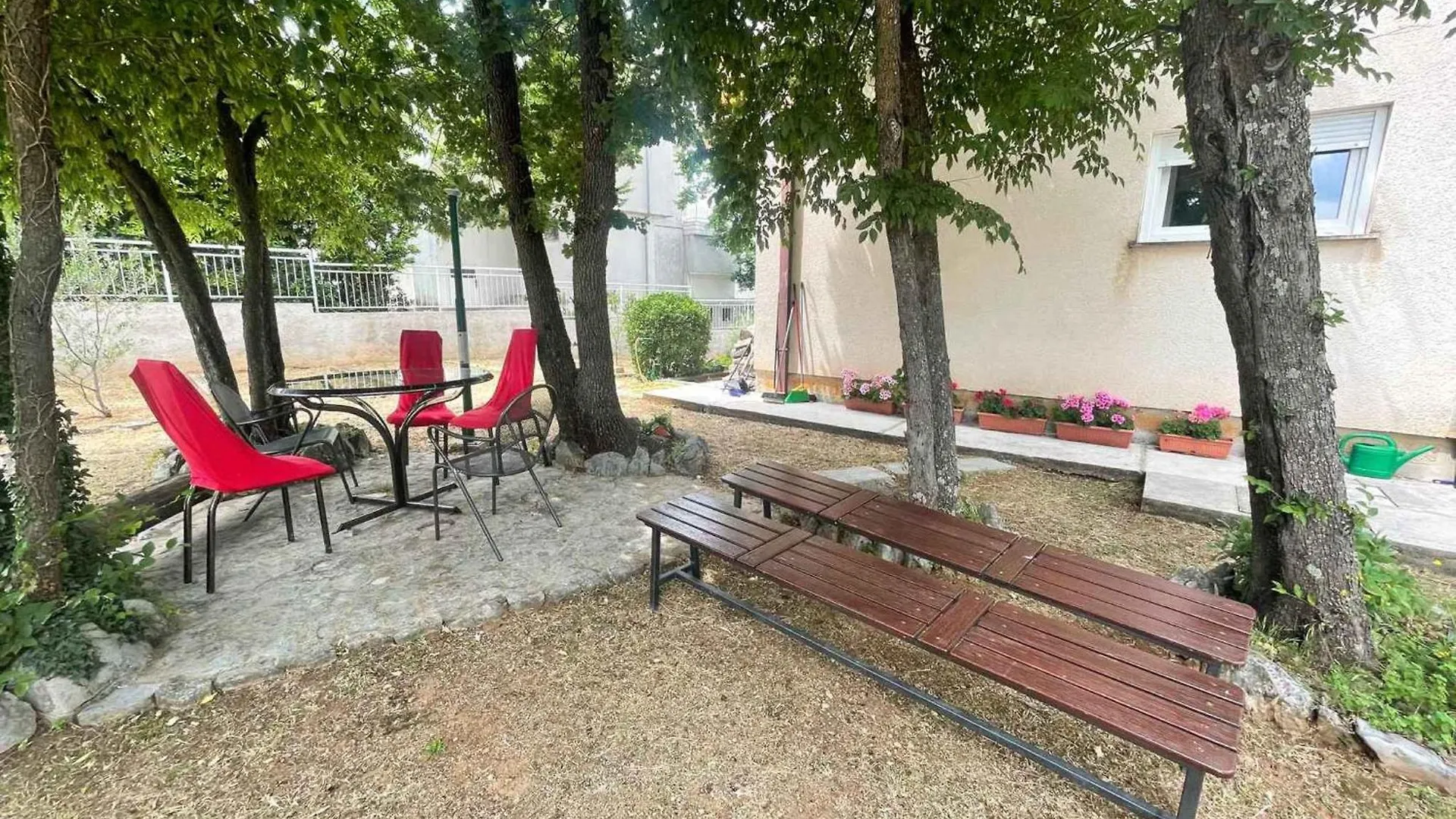 Apartment In Jadranovo 50540